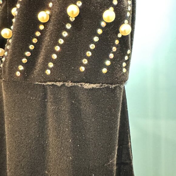 Formal Dress - Picture 2 of 8